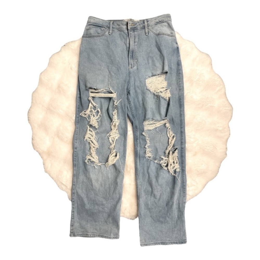 Hollister Distressed Dad Jeans Size 11 Short